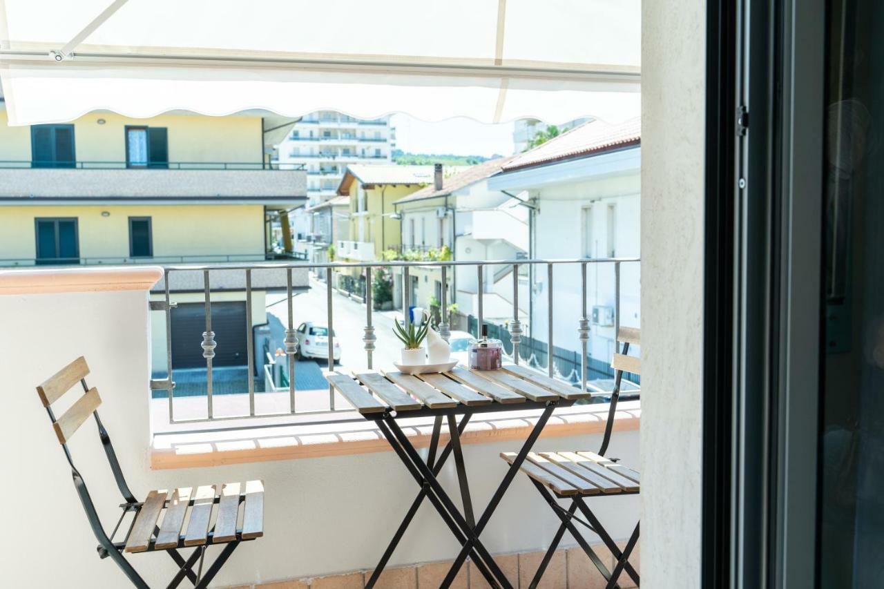 Baldacci Bed & Breakfast Pescara Bagian luar foto